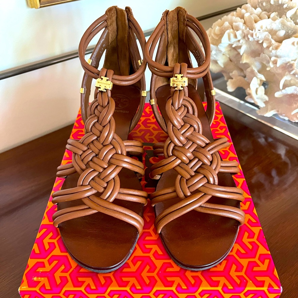 Tory Burch Bennett Sandals in Almond size 8.5. Like New:) Orig. $295